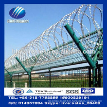 Concertina razor barbed wire Airport Fence with Welded Curvy Bends Fence panels Y Posts Factory